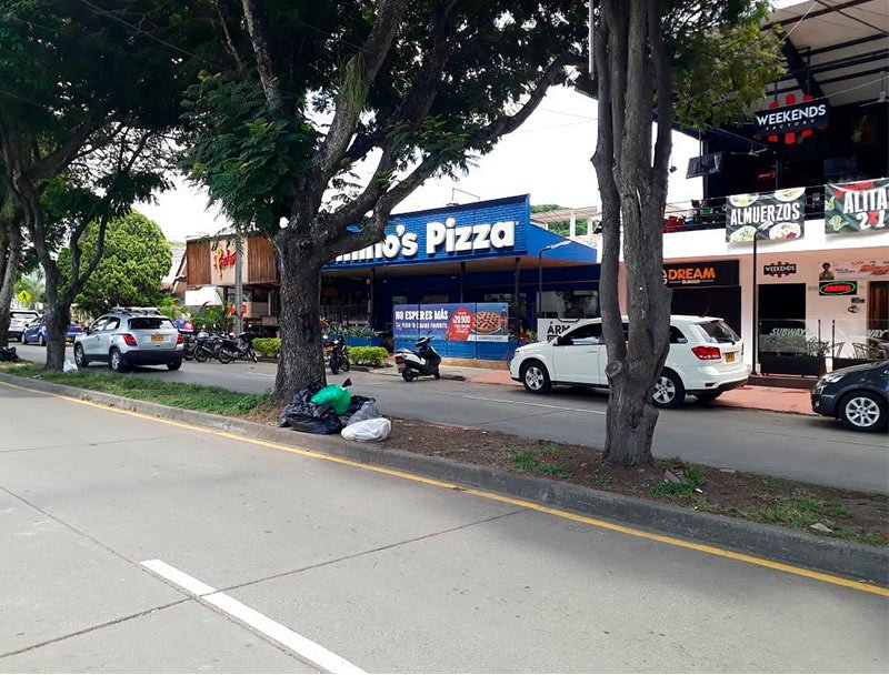 Zona comercial Las Mercedes