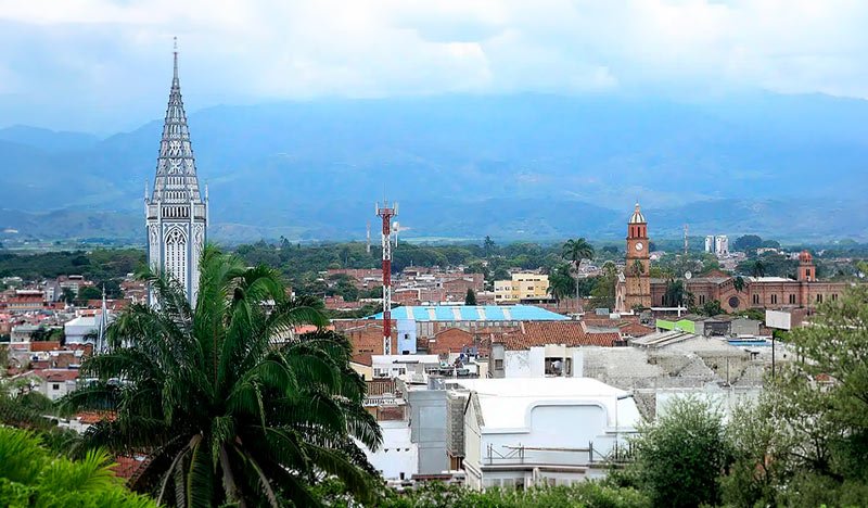 Servicios y vías del proyecto
